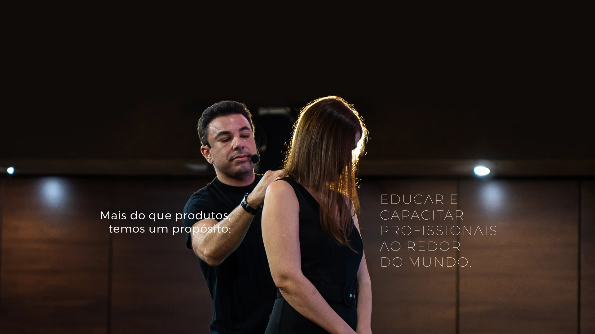 Equipe técnica Prohall PRO em treinamento